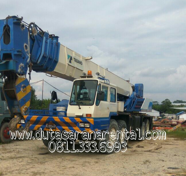 Sewa Crane 100 Ton Surabaya
