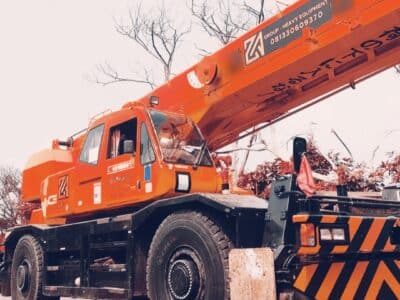 RENTAL CRANE GRESIK