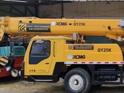 RENTAL CRANE MALANG // 081330609370