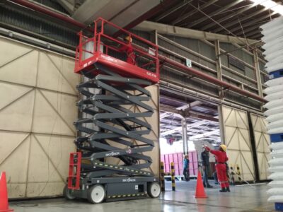 Sewa Scissor Lift Mojokerto Pasuruan mulai 8 meter