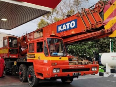 CRANE GRESIK INDONESIA PT.ZA GROUP