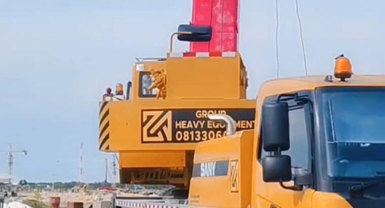 RENTAL CRANE BANYUWANGI // 081330609370