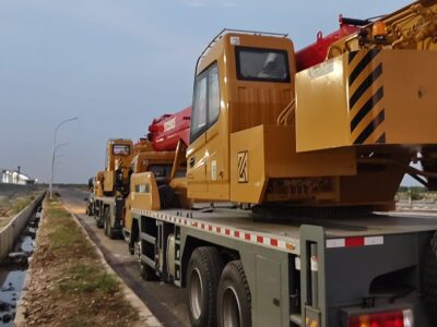 RENTAL CRANE JOMBANG // 081234486025