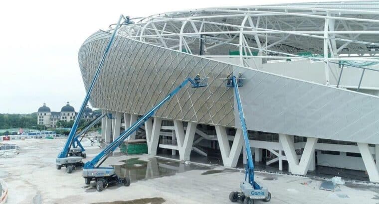 sewa Boom lift dan Scissorlift Surabaya Sidoarjo
