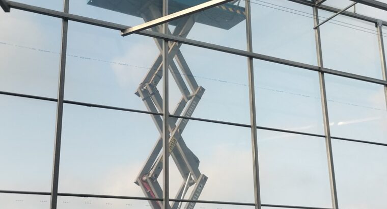 sewa Boom lift dan Scissorlift Surabaya Sidoarjo