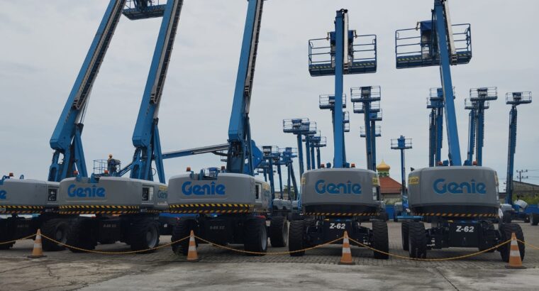 sewa boom lift dan scissor lift kendal Semarang