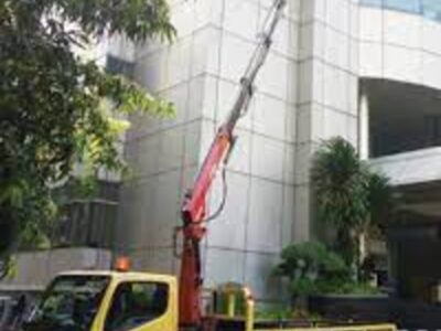 sewa sky lift / truck pju Surabaya Sidoarjo