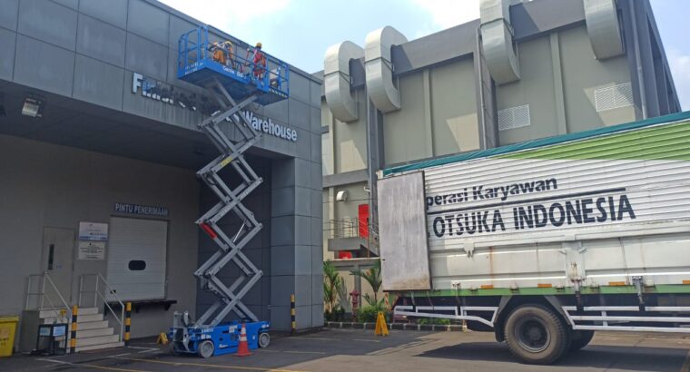 Sewa Scissorlift dan boomlift Sidoarjo Pasuruan