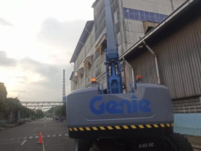 Rental Boom lift & Scissor lift Gresik Surabaya
