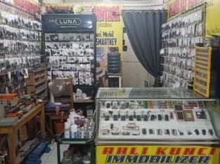 Tukang Kunci Panggilan Karawang 085167090606