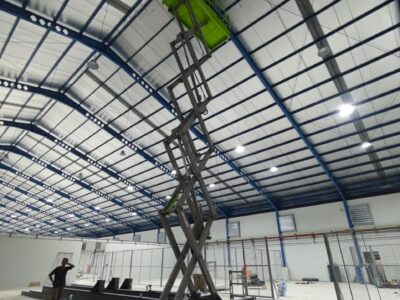 Rental scissor lift jakarta bekasi karawang depok